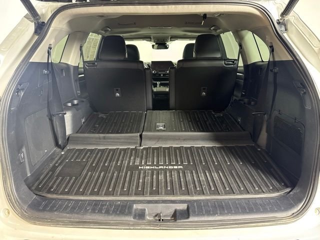 Used 2023 Pearl Toyota Limited image 23