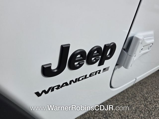 New 2026 Bright White Clear-Coat Exterior Paint Jeep Sport S image 17