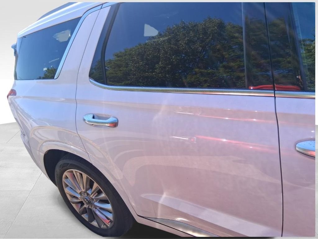 Used 2020 White Hyundai Limited image 15