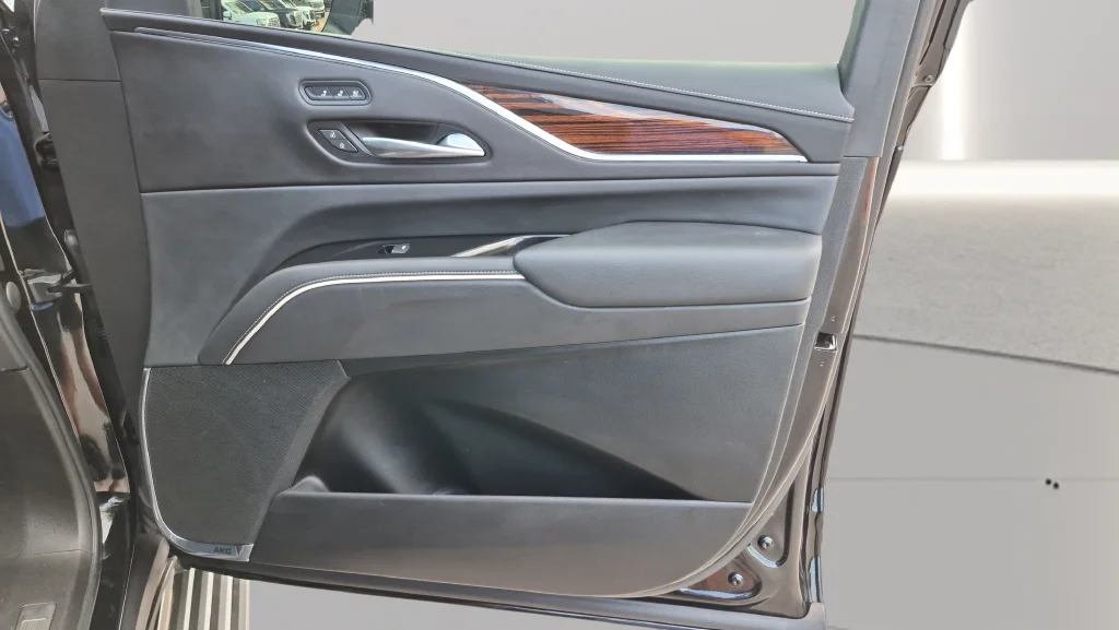 Used 2021 Black Cadillac Premium Luxury image 29