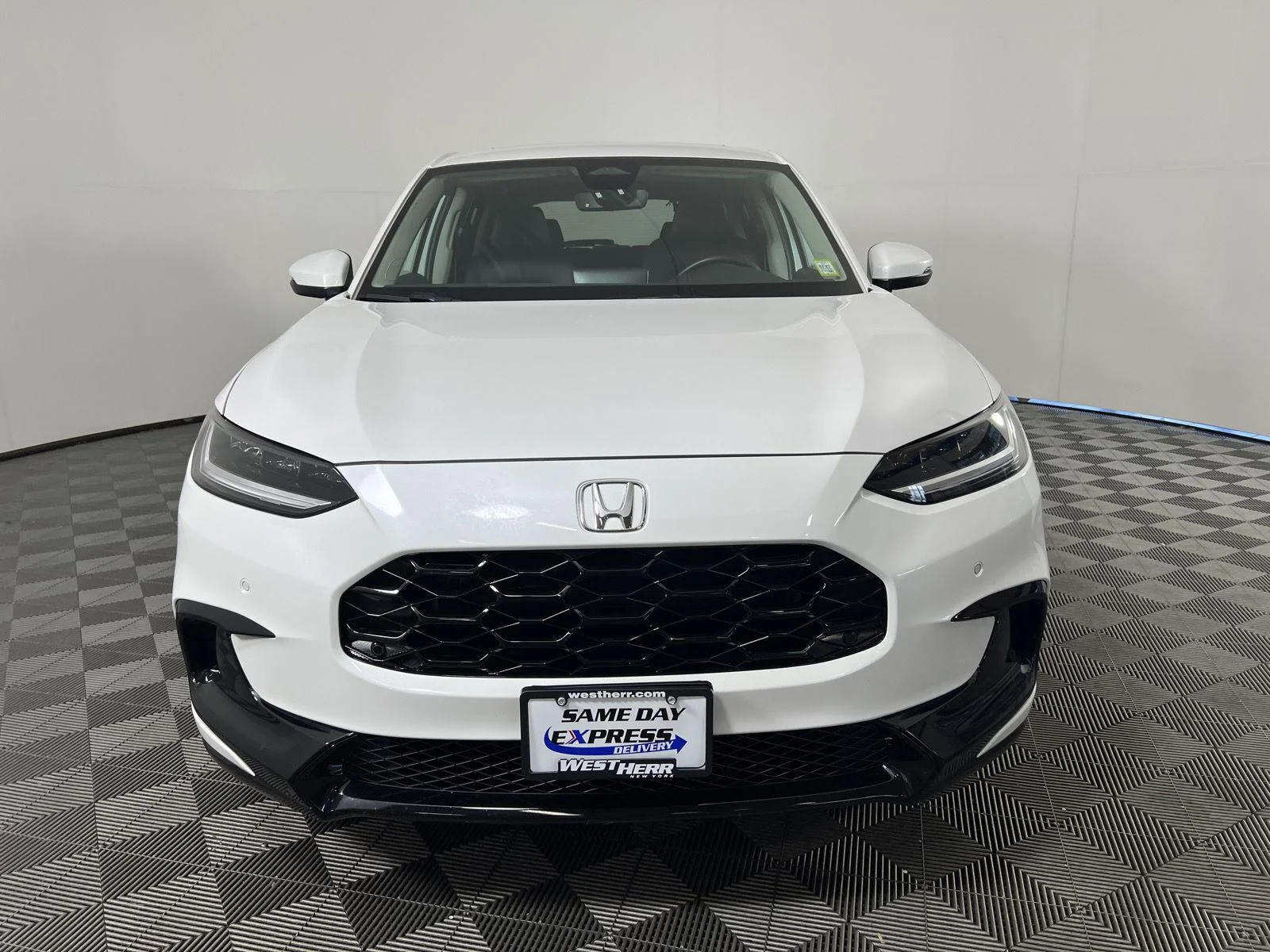 Used 2025 Platinum White Pearl Honda EX-L image 8