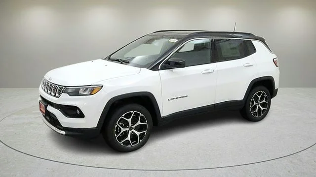 New 2026 Bright White Clear-Coat Exterior Paint Jeep Limited image 4