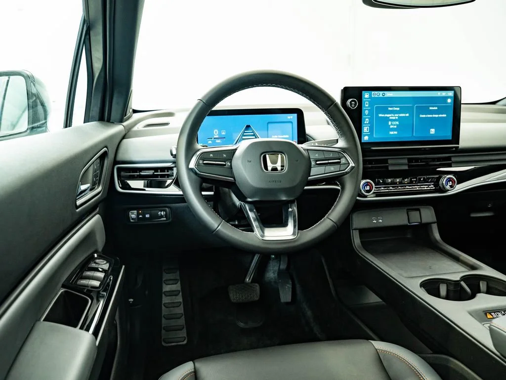 Used 2026 Pearl Honda Touring image 33