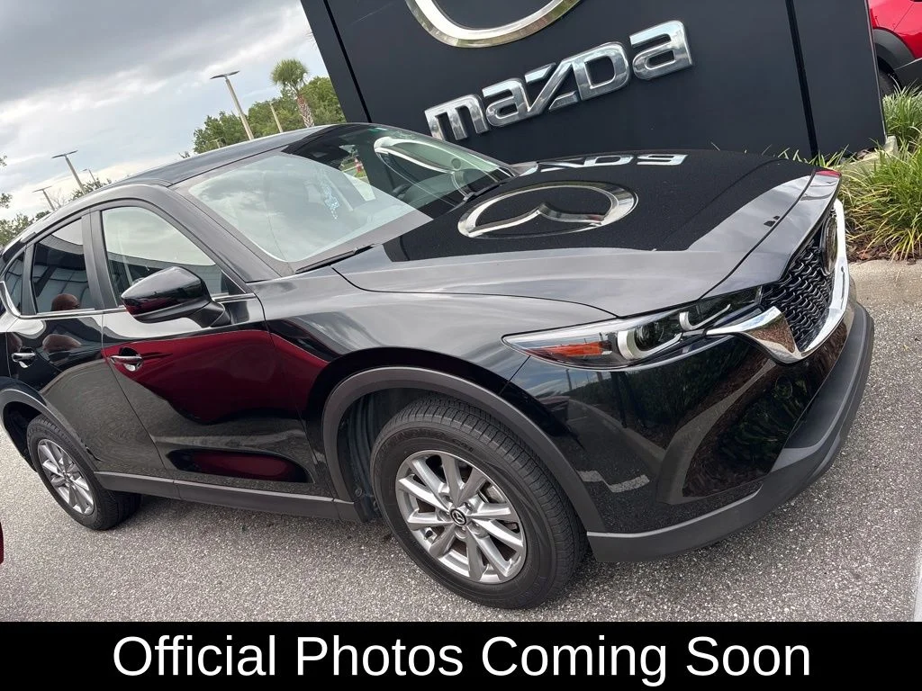 2023 Mazda CX-5 S Preferred package Auto AWD's photo