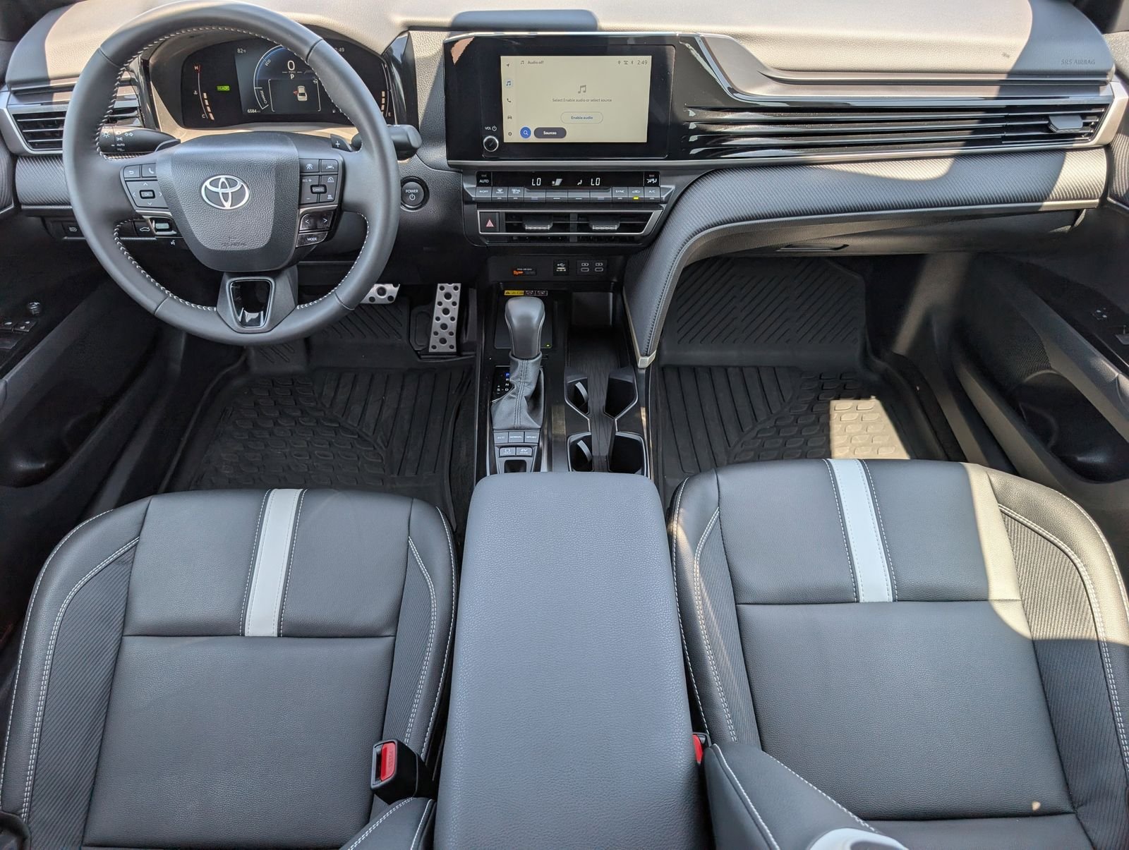 Used 2026 Metal Toyota SE image 5