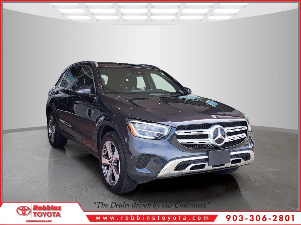 2022 Mercedes-Benz GLC GLC 300's photo