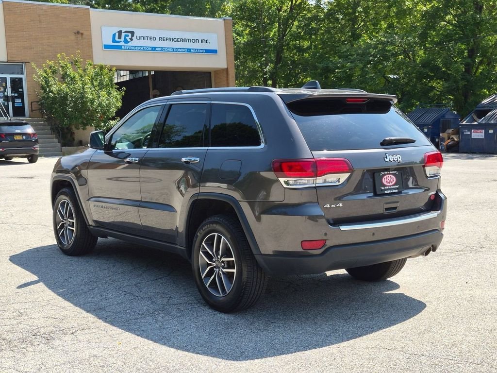 Used 2021 Gray Jeep Limited image 8