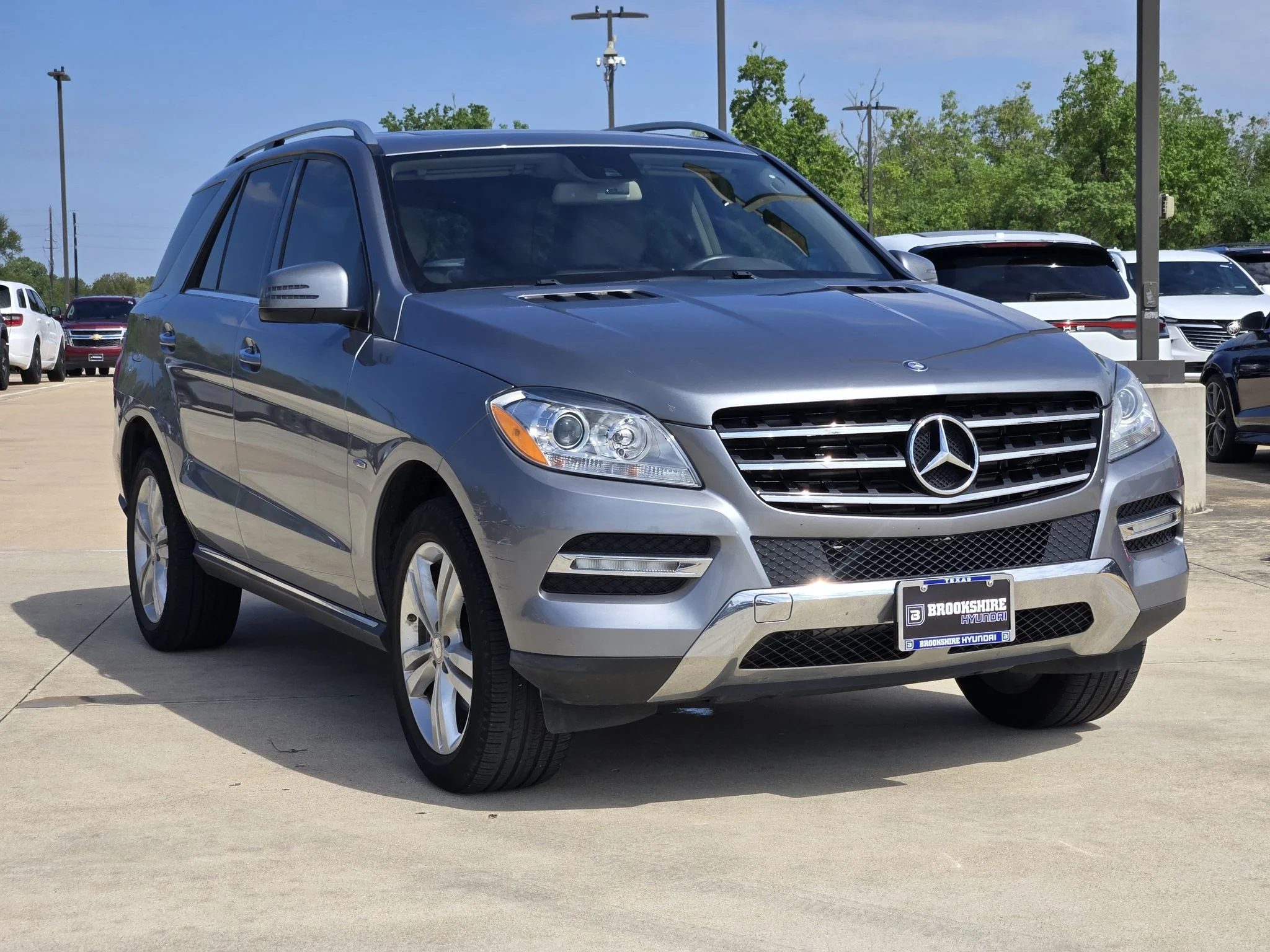 Used 2012 Palladium Silver Metallic Mercedes-Benz ML350 BlueTEC® image 3