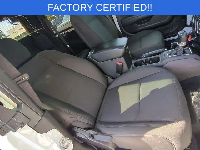 Used 2022 White Jeep Willys image 27