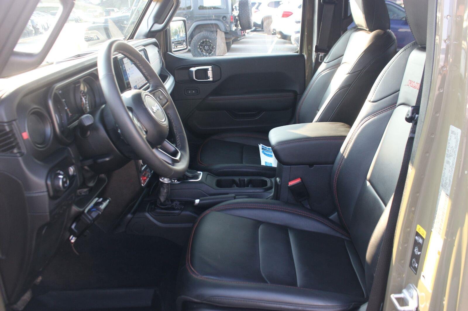 Used 2025 Green Jeep Rubicon image 16