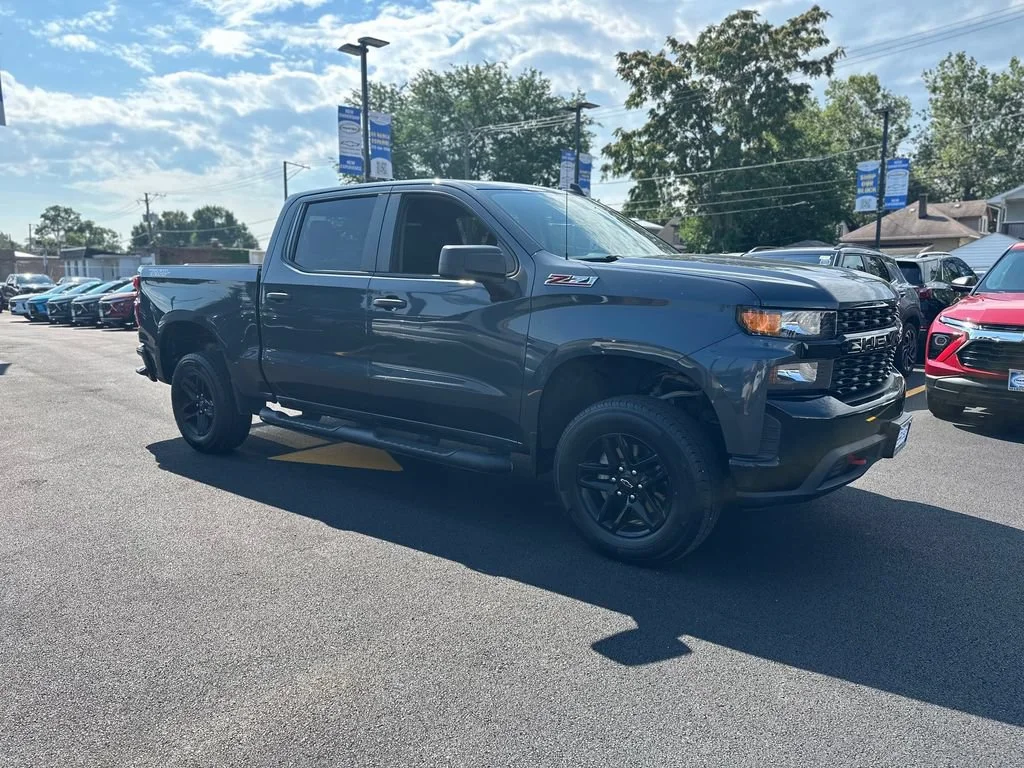 Used 2021 SHADOW GRAY METALLIC Chevrolet Custom Trail Boss image 2