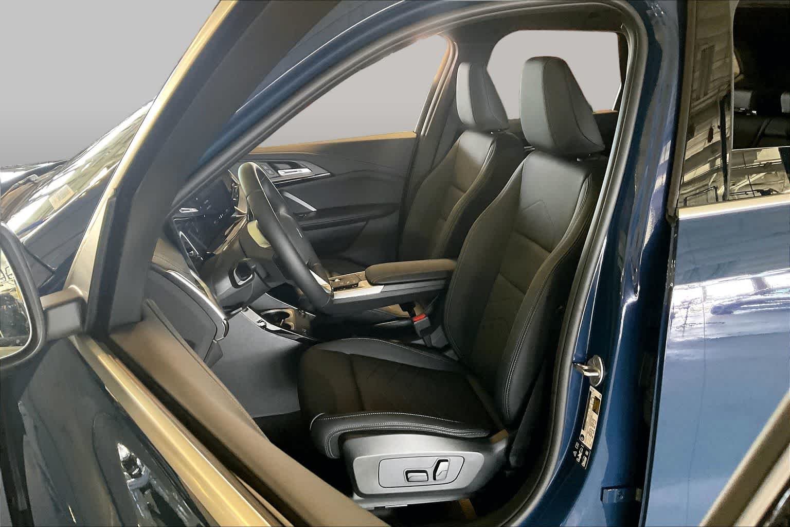 New 2026 Night Dusk Blue Metallic BMW xDrive28i image 9