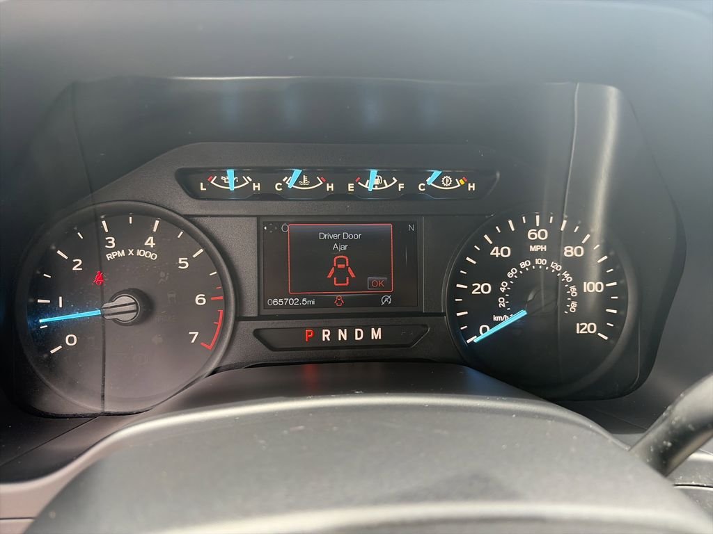 Used 2019 Gray Ford XL image 34