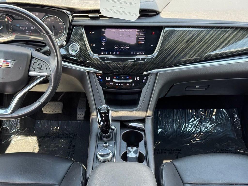 Used 2023 Silver Cadillac Premium Luxury image 27