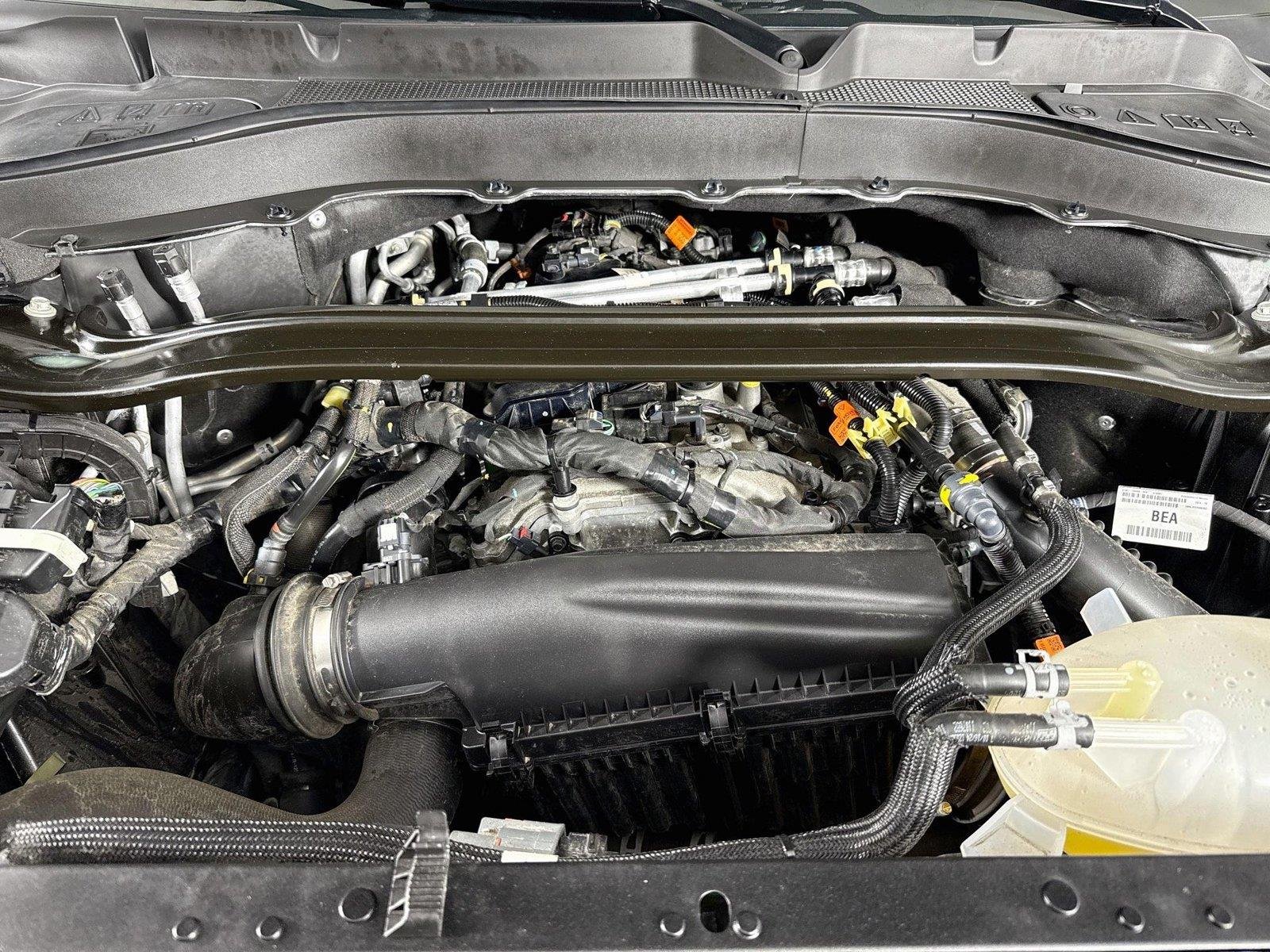 Used 2025 Gray Ford ST-Line image 33