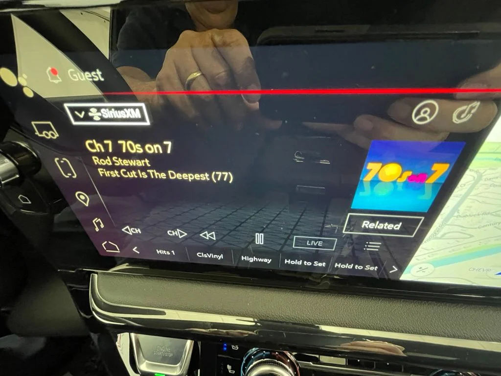 New 2026 Silver GMC AT4 image 31