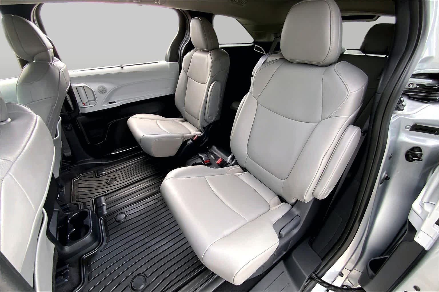 Used 2025 Celestial Silver Metallic Toyota XLE image 20