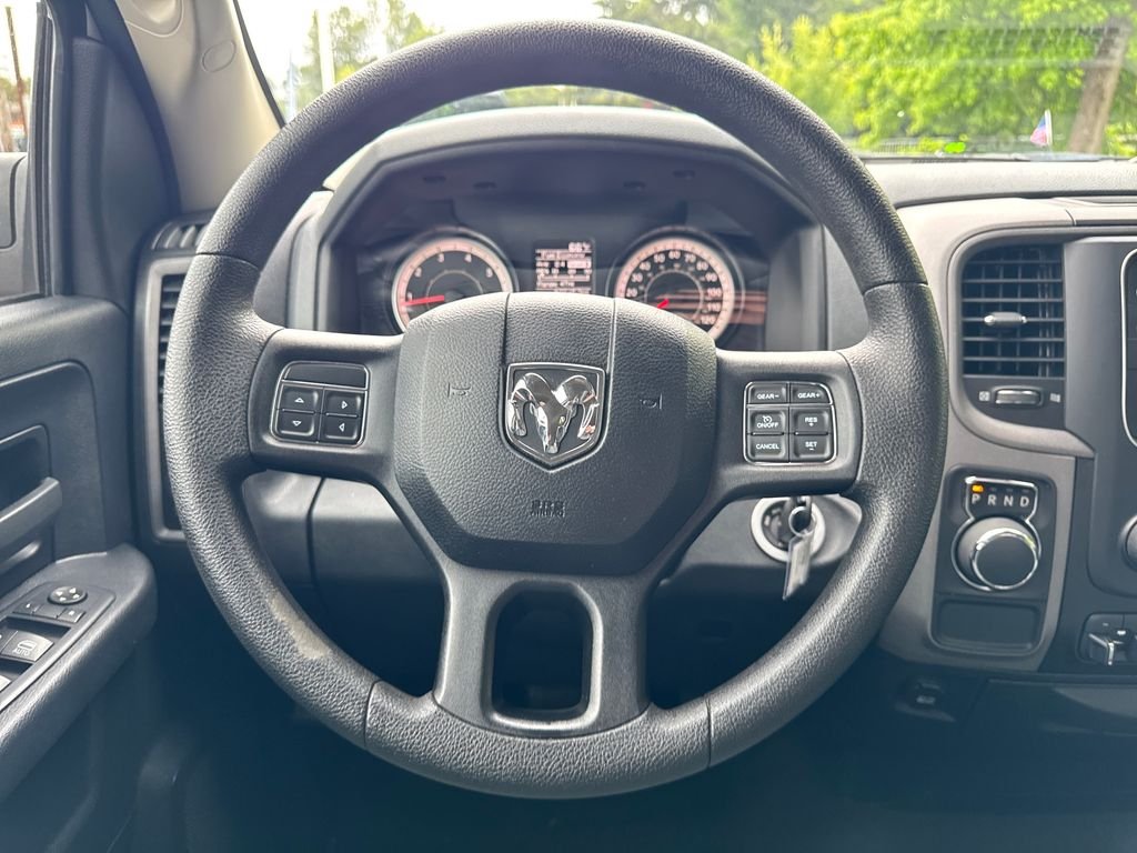 Certified Used 2016 Bright White Clearcoat Ram Tradesman image 16
