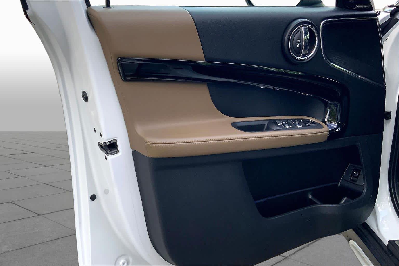 Used 2020 Light White MINI Cooper S image 21