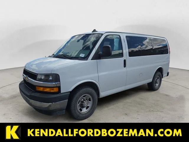 2018 Chevrolet Express Passenger LT