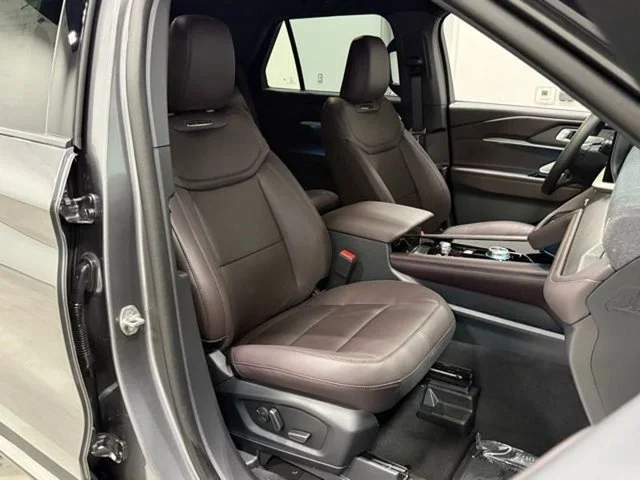 Used 2026 Gray Ford Platinum image 34