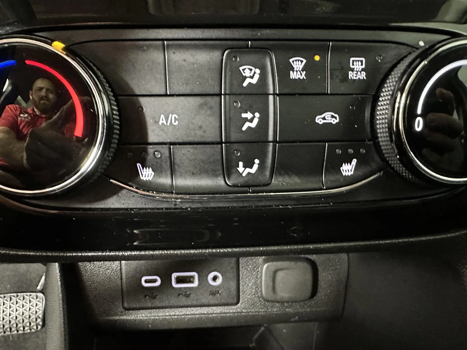 Used 2021 Black Currant Metallic Buick Preferred image 20