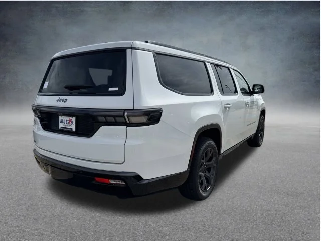 New 2026 Bright White Clear-Coat Exterior Paint Jeep Limited Altitude image 8