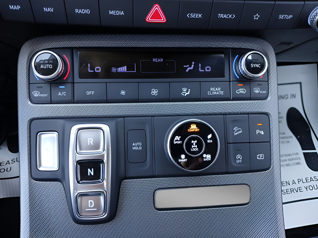 Used 2025 Silver Hyundai SEL image 17