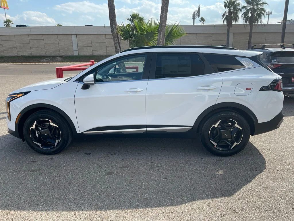 New 2026 White Kia EX image 4
