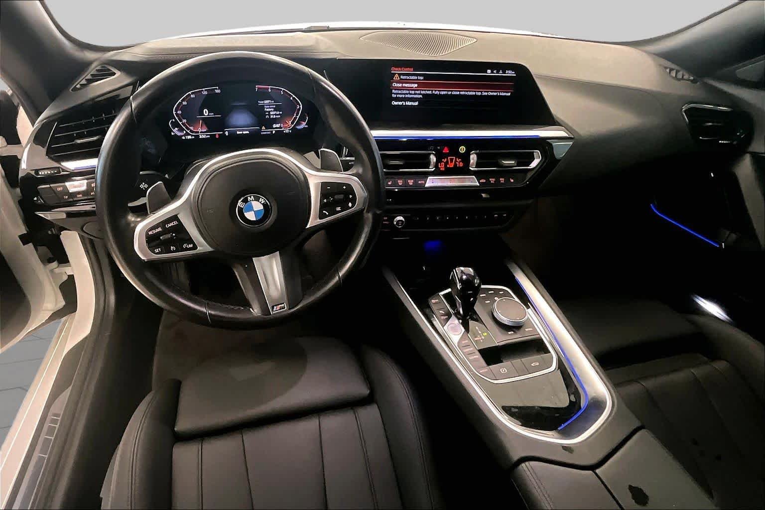 Used 2023 Alpine White BMW sDrive30i image 13