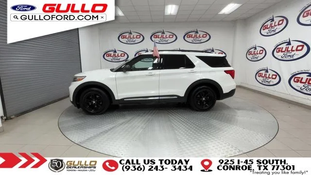 Certified Used 2020 White Metallic Ford XLT image 5