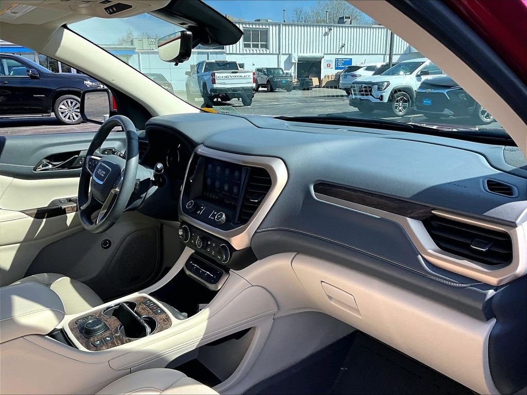 Used 2023 Volcanic Red GMC Denali image 22