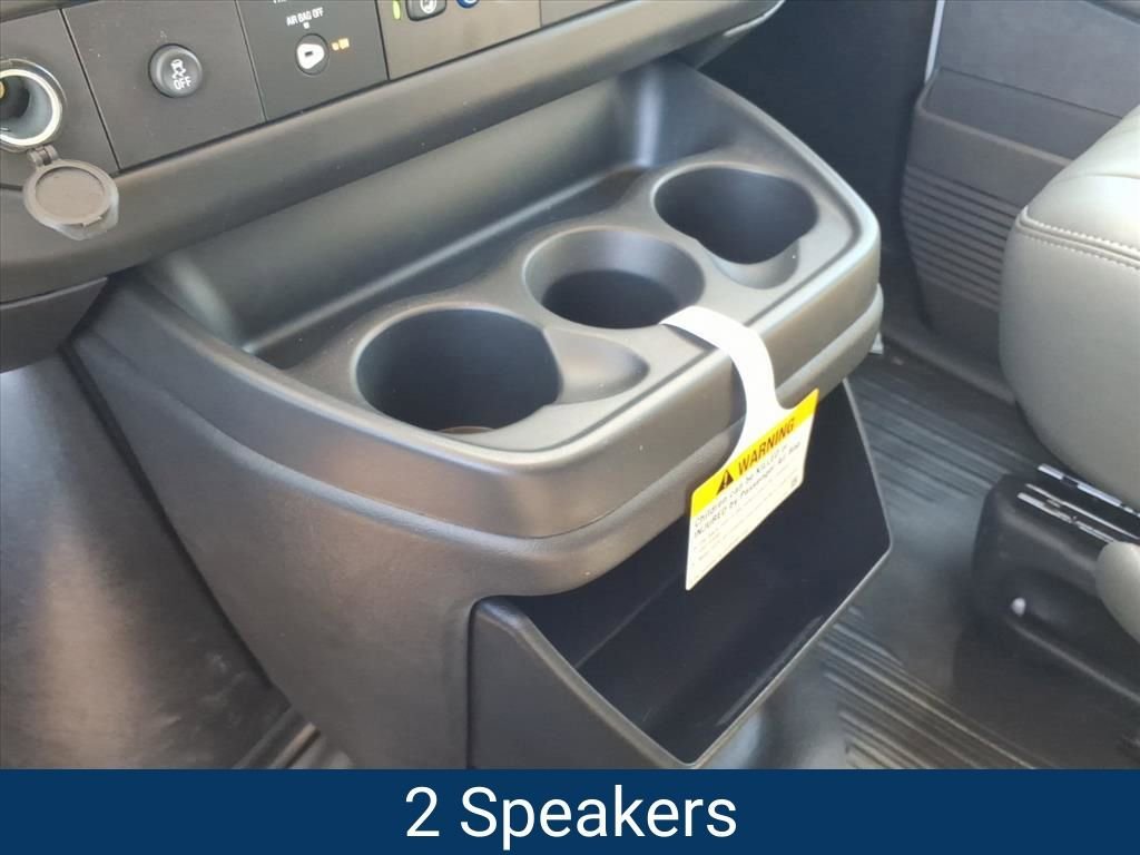 2025 Chevrolet Express Cargo Work Van - Photo 10
