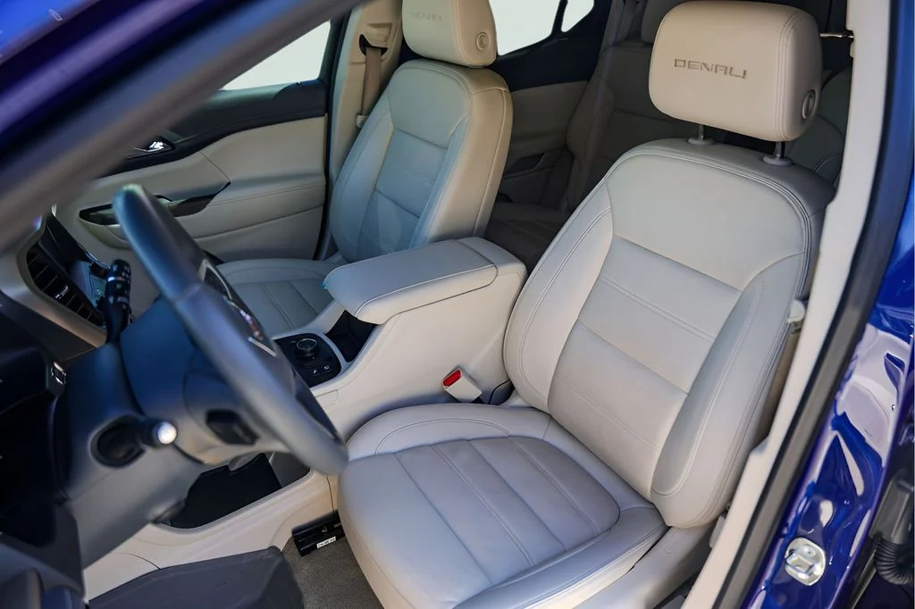 Used 2023 Blue GMC Denali image 10