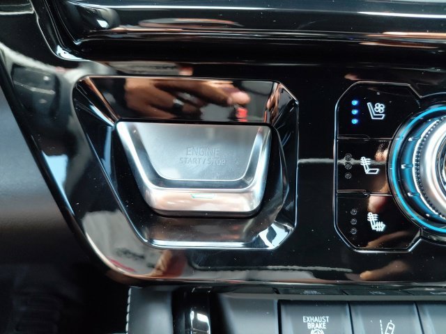 New 2026 Onyx Black GMC AT4X image 28