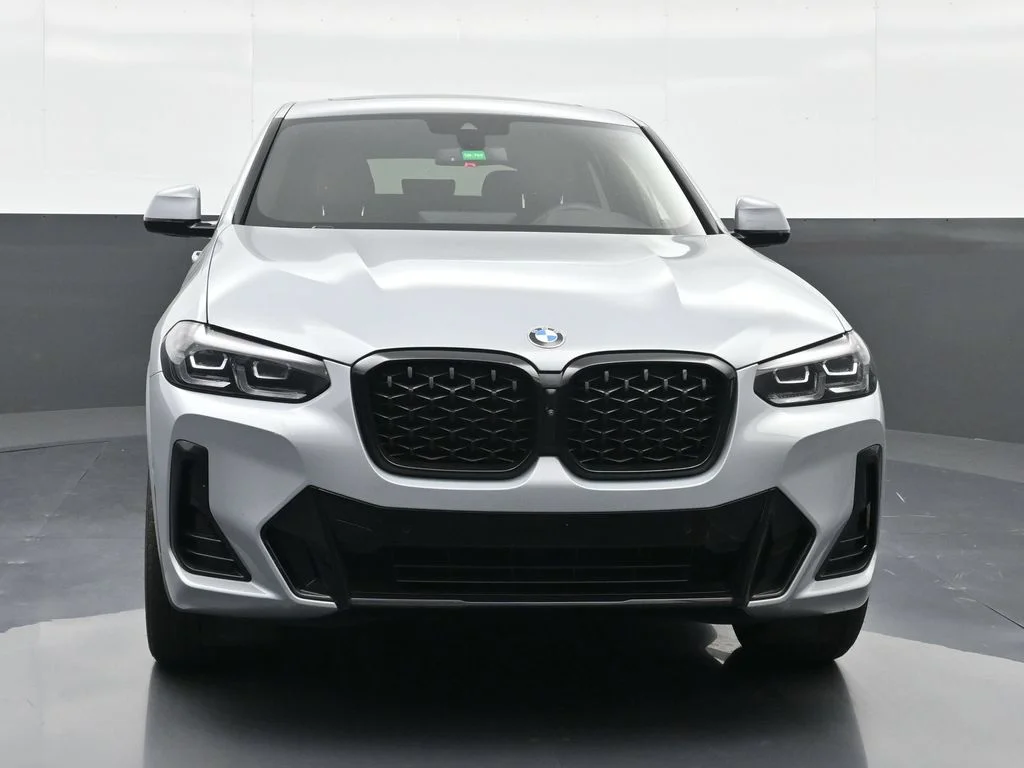 2025 BMW X4 30i - Photo 6