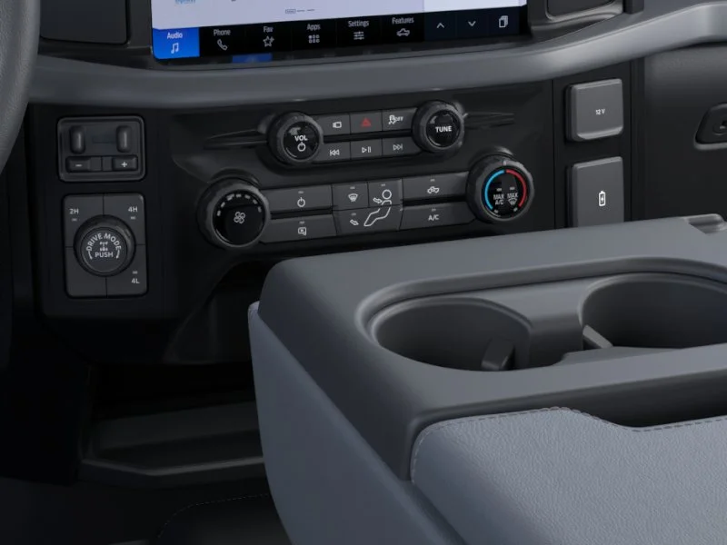 New 2026 Oxford White Ford XL image 15