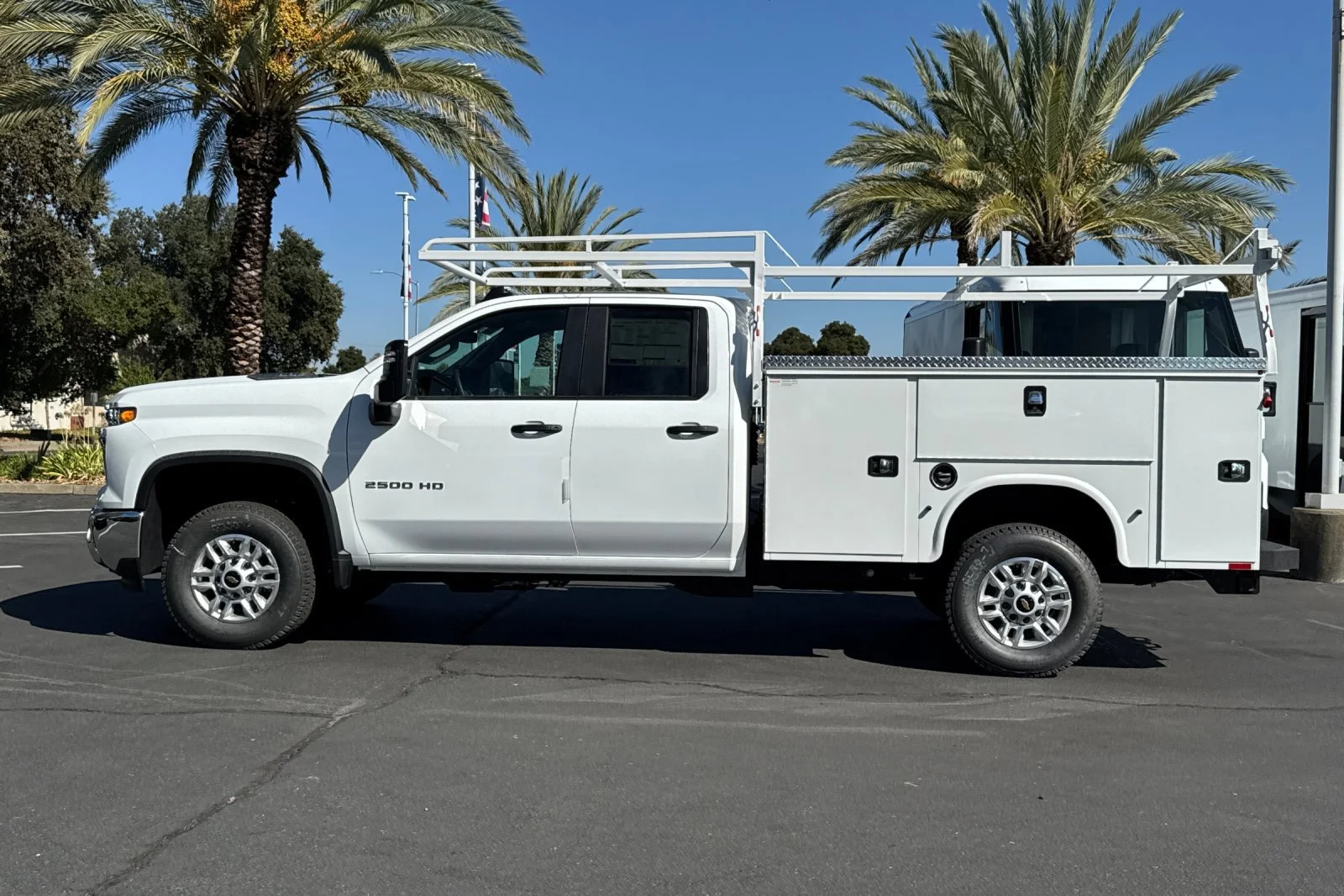 2026 Chevrolet Silverado 2500 HD WT view 6