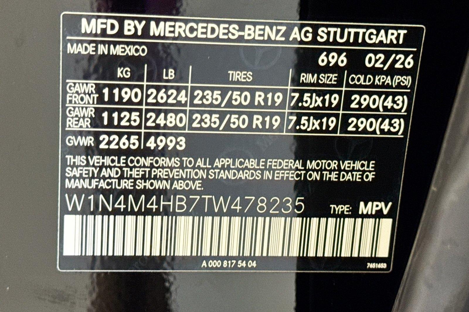 New 2026 Night Black Mercedes-Benz GLB 250 image 30