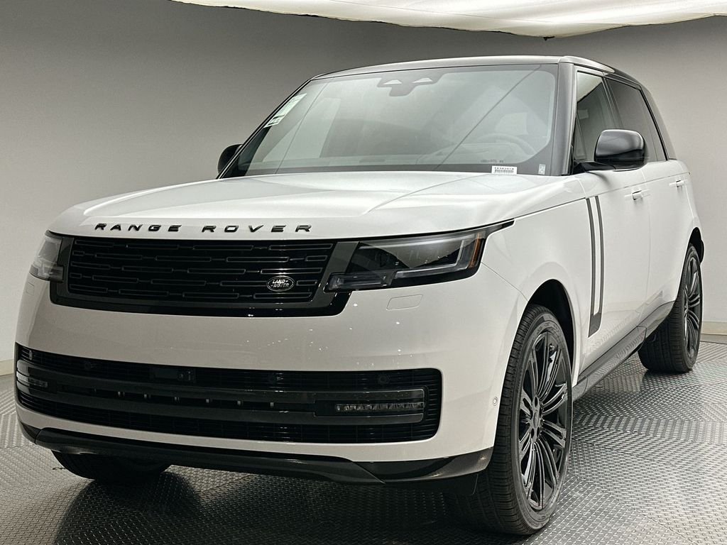 New 2026 Fuji White Land Rover SE image 1