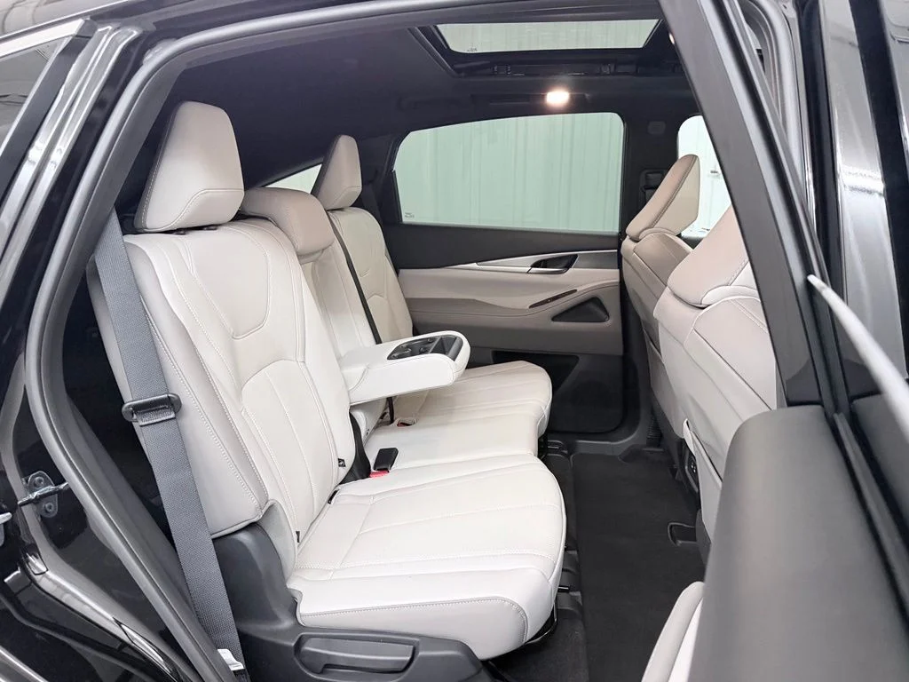 New 2027 BLACK OBSIDIAN INFINITI Luxe AWD image 44
