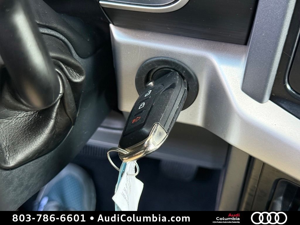 Used 2023  Ford XLT image 27