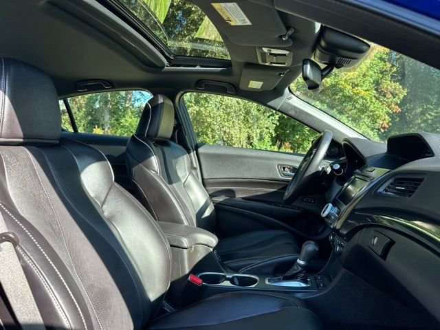 Used 2021 Apex Blue Pearl Acura Premium and A-SPEC Packages image 21