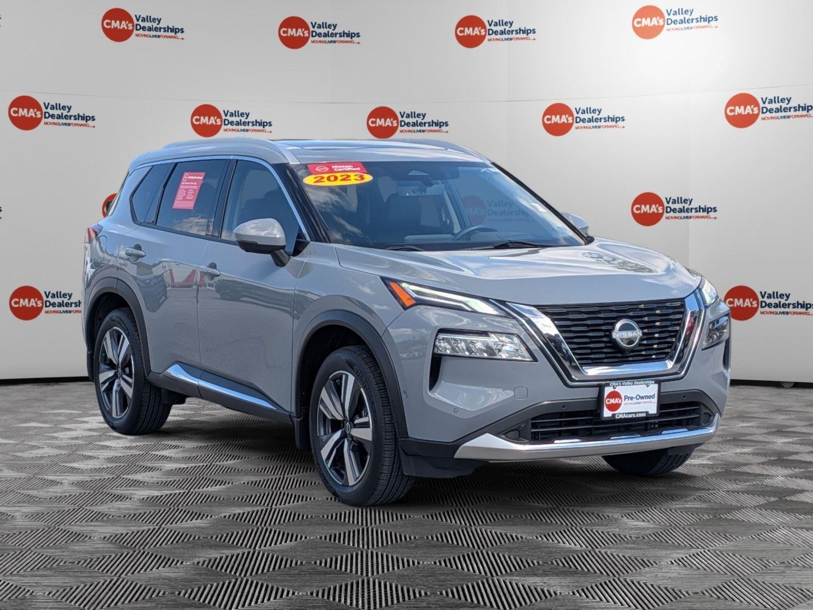 Used 2023 Boulder Gray Pearl Nissan Platinum image 3