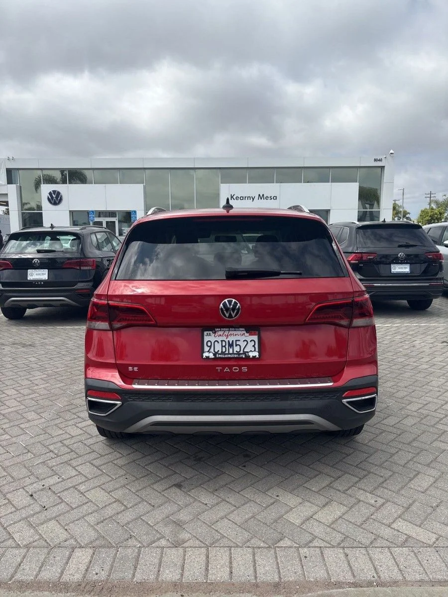 Certified Used 2022 Red Volkswagen 1.5T SE image 3