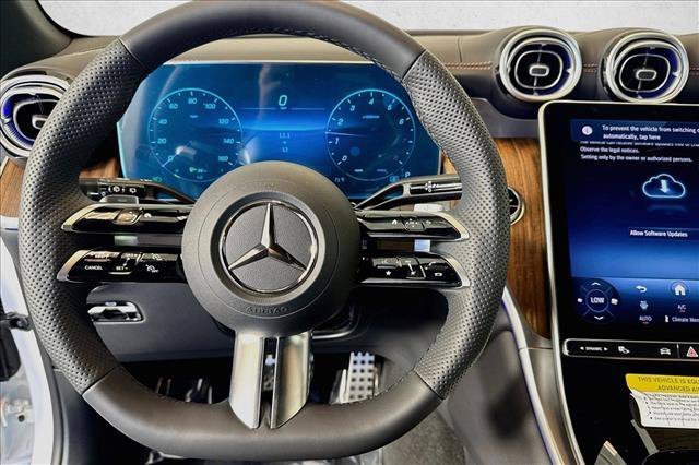 New 2026 Polar White Mercedes-Benz GLC 300 image 41