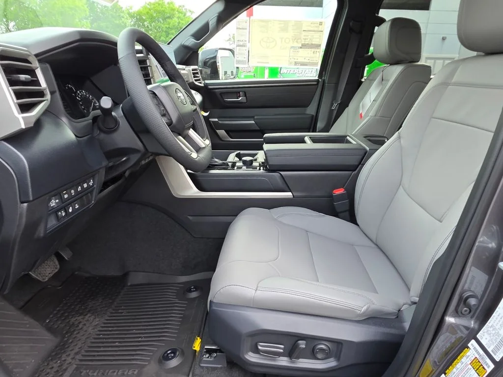 2026 Toyota Tundra SR5 - Photo 24