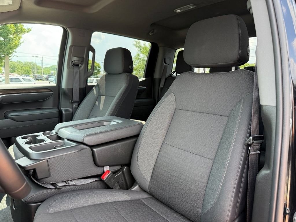 Used 2026 Black Chevrolet LT image 15