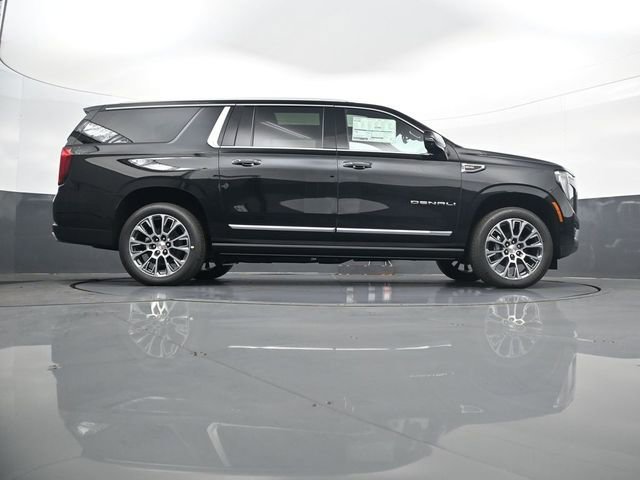 2026 GMC Yukon XL Denali - Photo 25