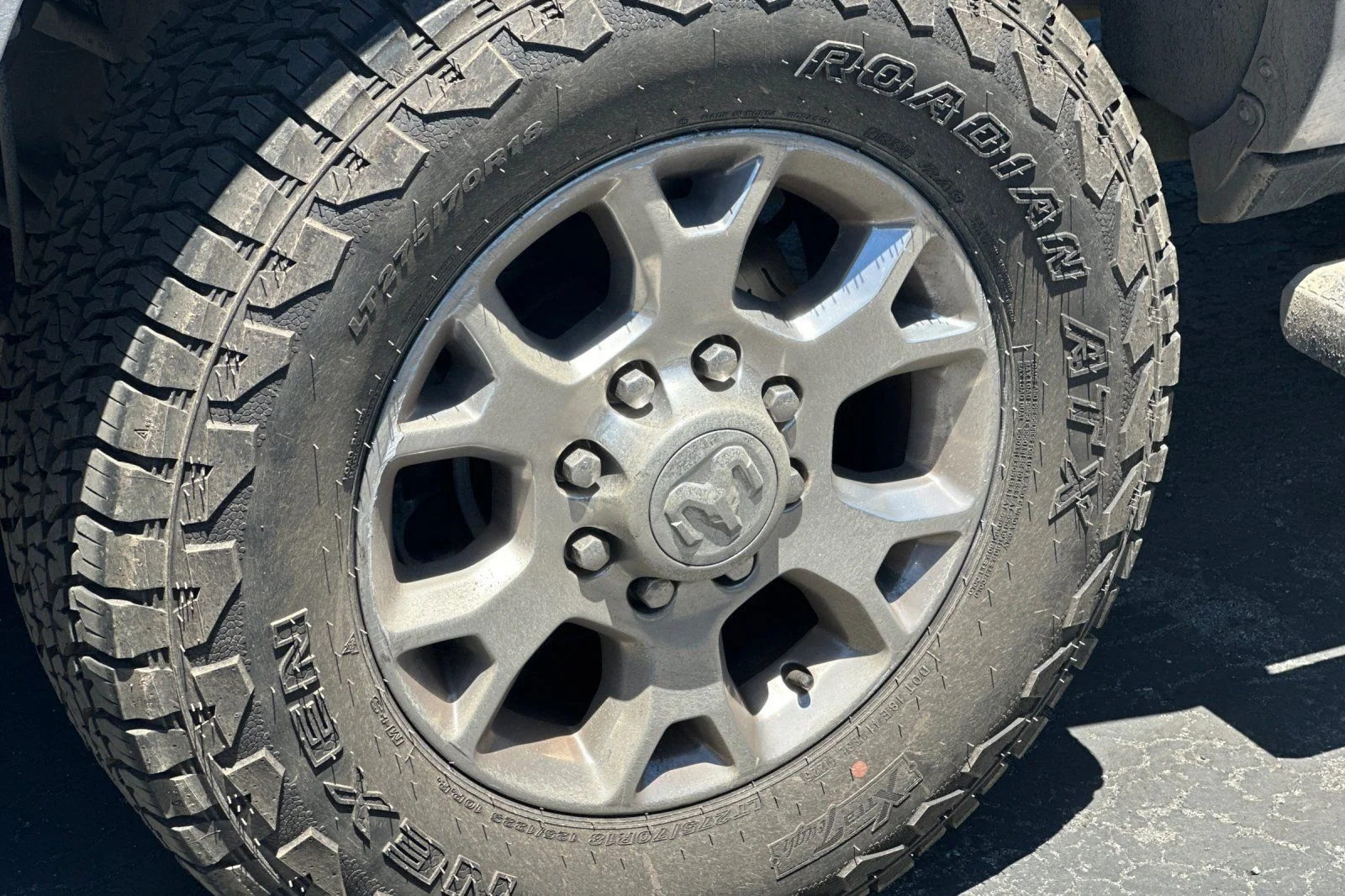 Used 2020 Silver Ram Laramie image 4